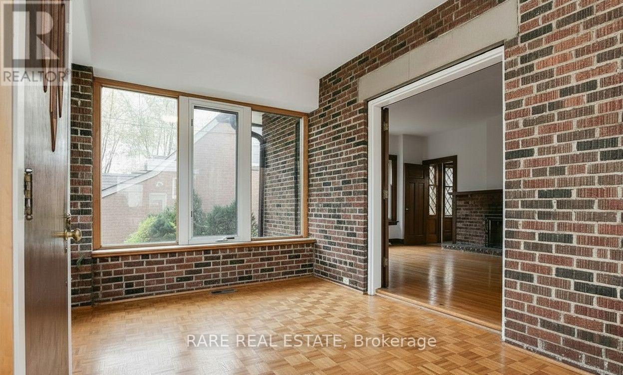 224 ELLIS AVENUE - 2
