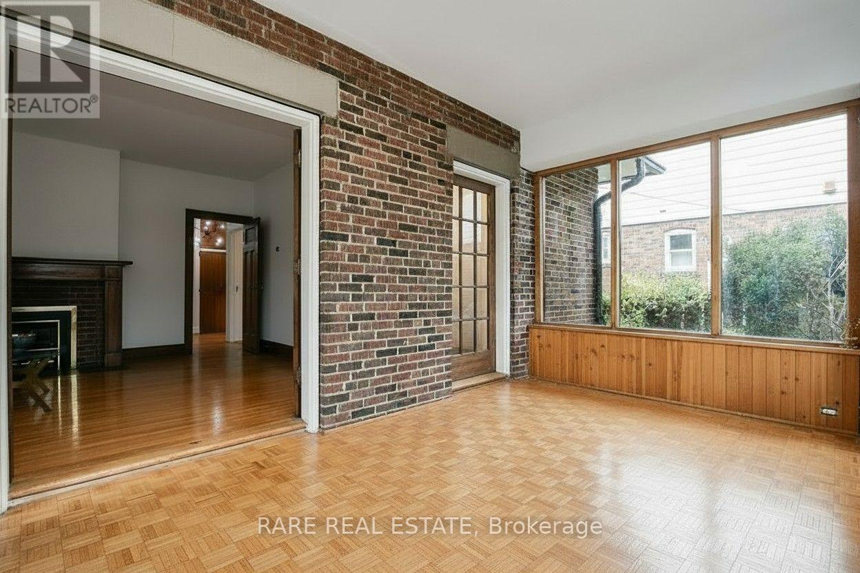224 ELLIS AVENUE - 3