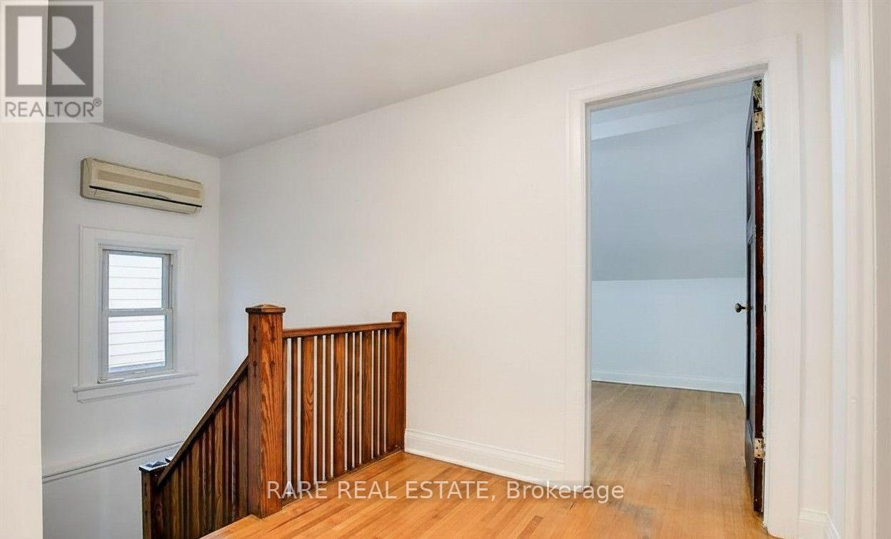 224 ELLIS AVENUE - 8