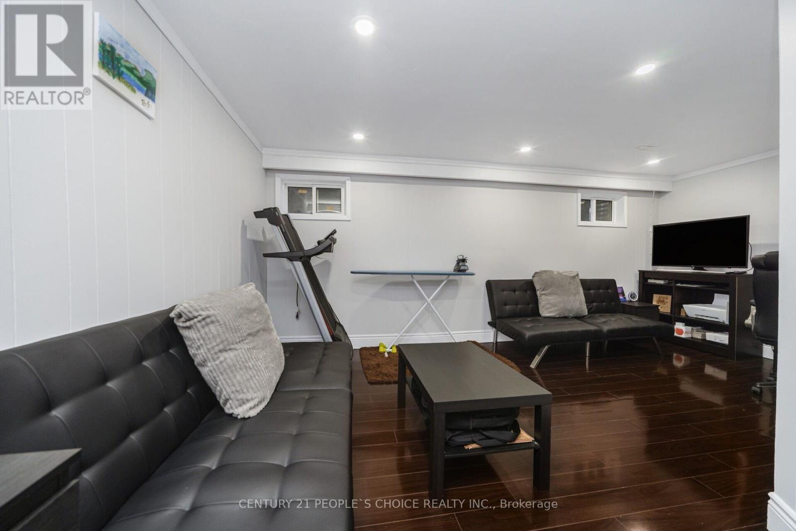 10 EDEN PARK DRIVE - 39