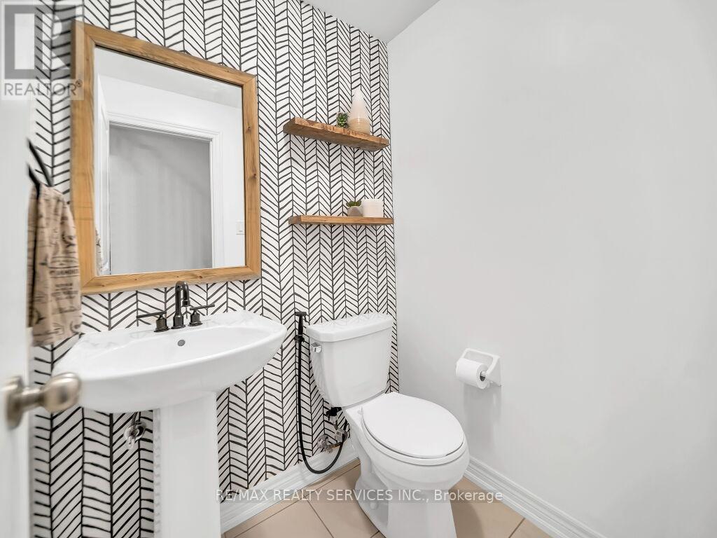 29 HAYMARKET DRIVE - 16