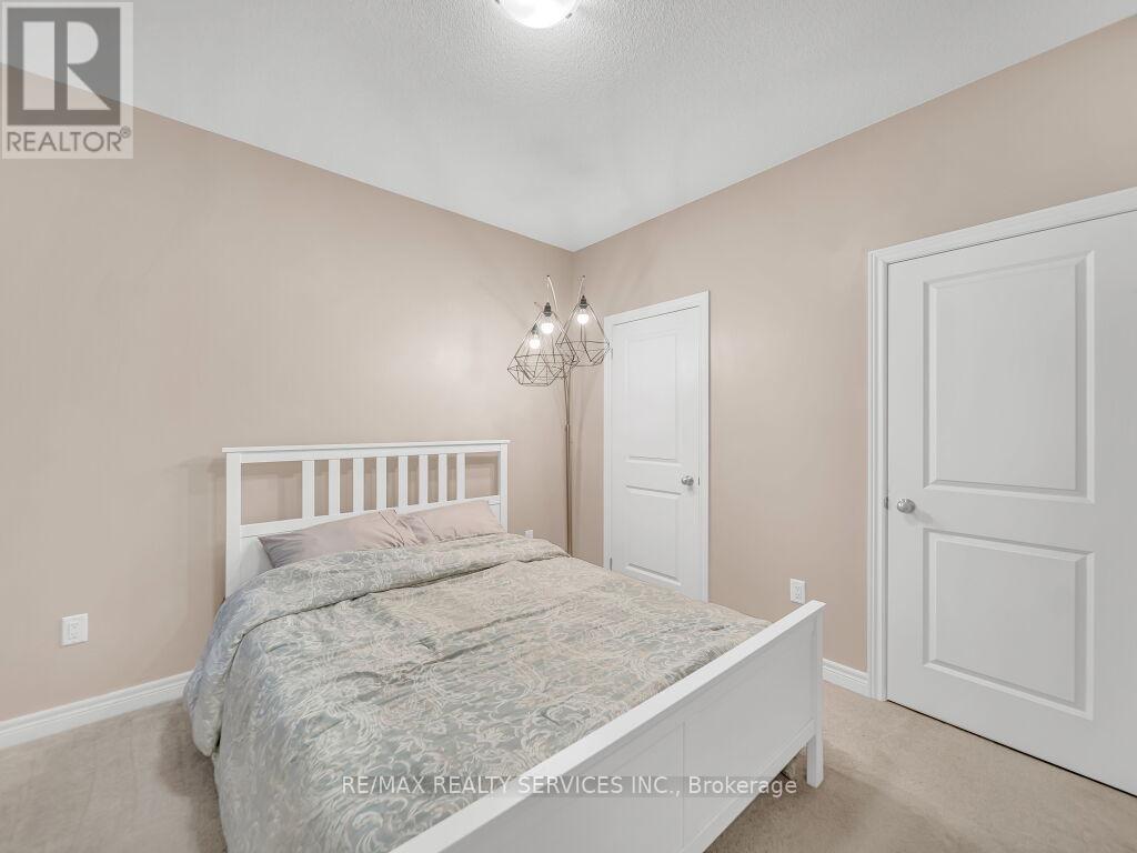 29 HAYMARKET DRIVE - 18