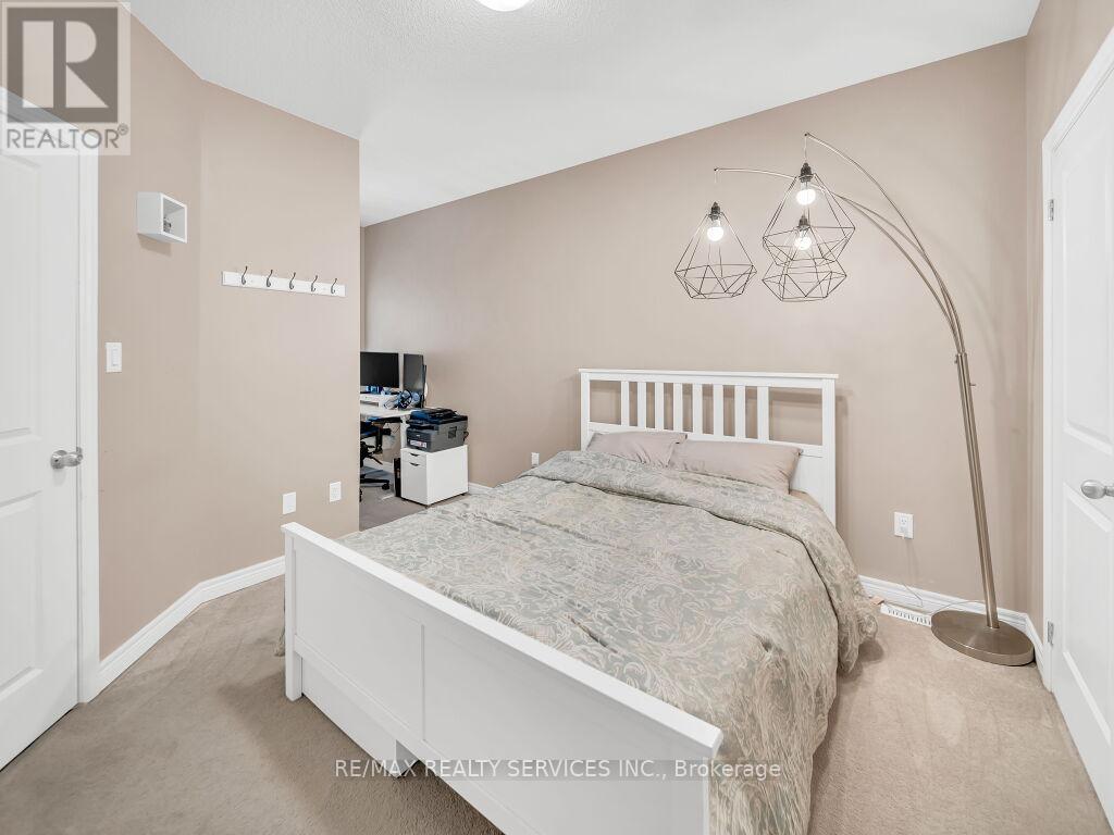 29 HAYMARKET DRIVE - 19