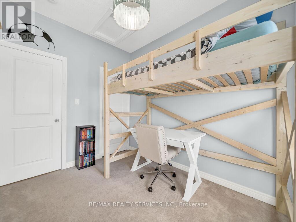 29 HAYMARKET DRIVE - 24