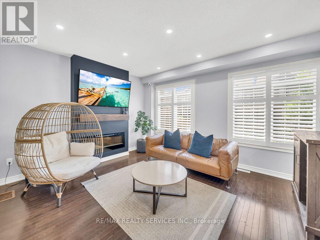 29 HAYMARKET DRIVE - 8