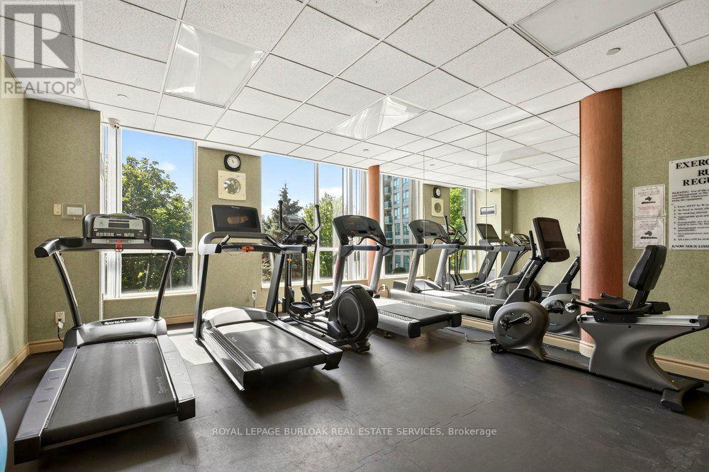 #402 2565 ERIN CENTRE BOULEVARD - 22