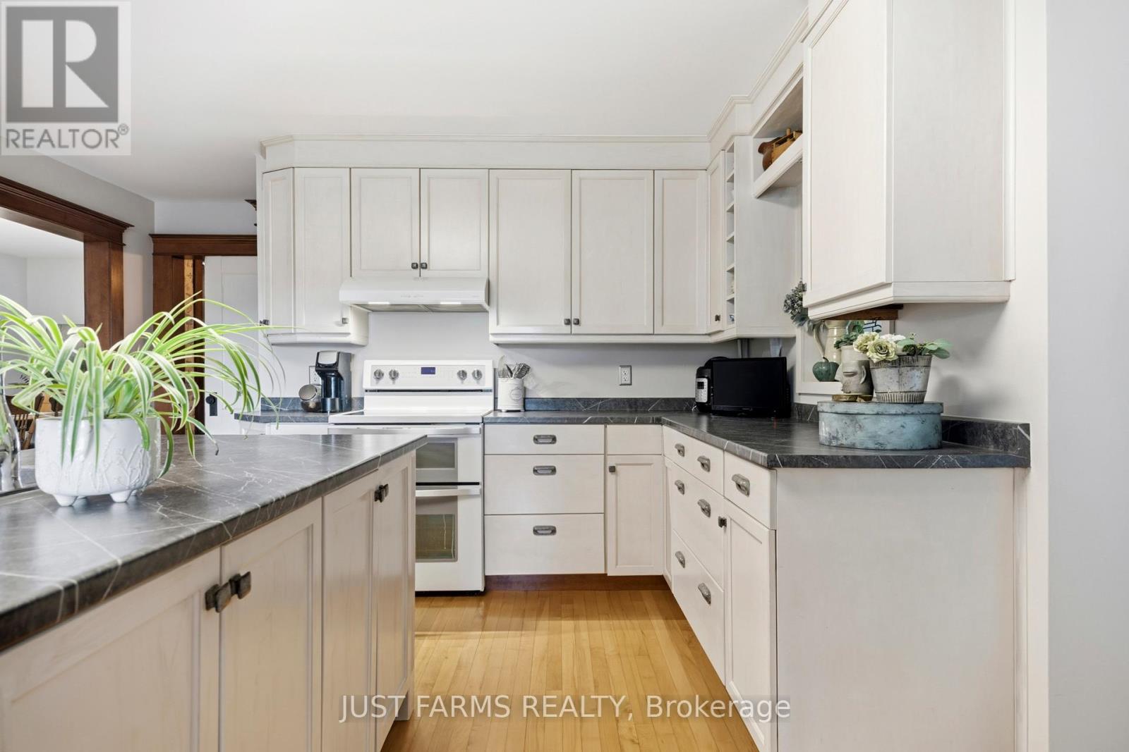8297 ST. ANDREW'S LINE - 27