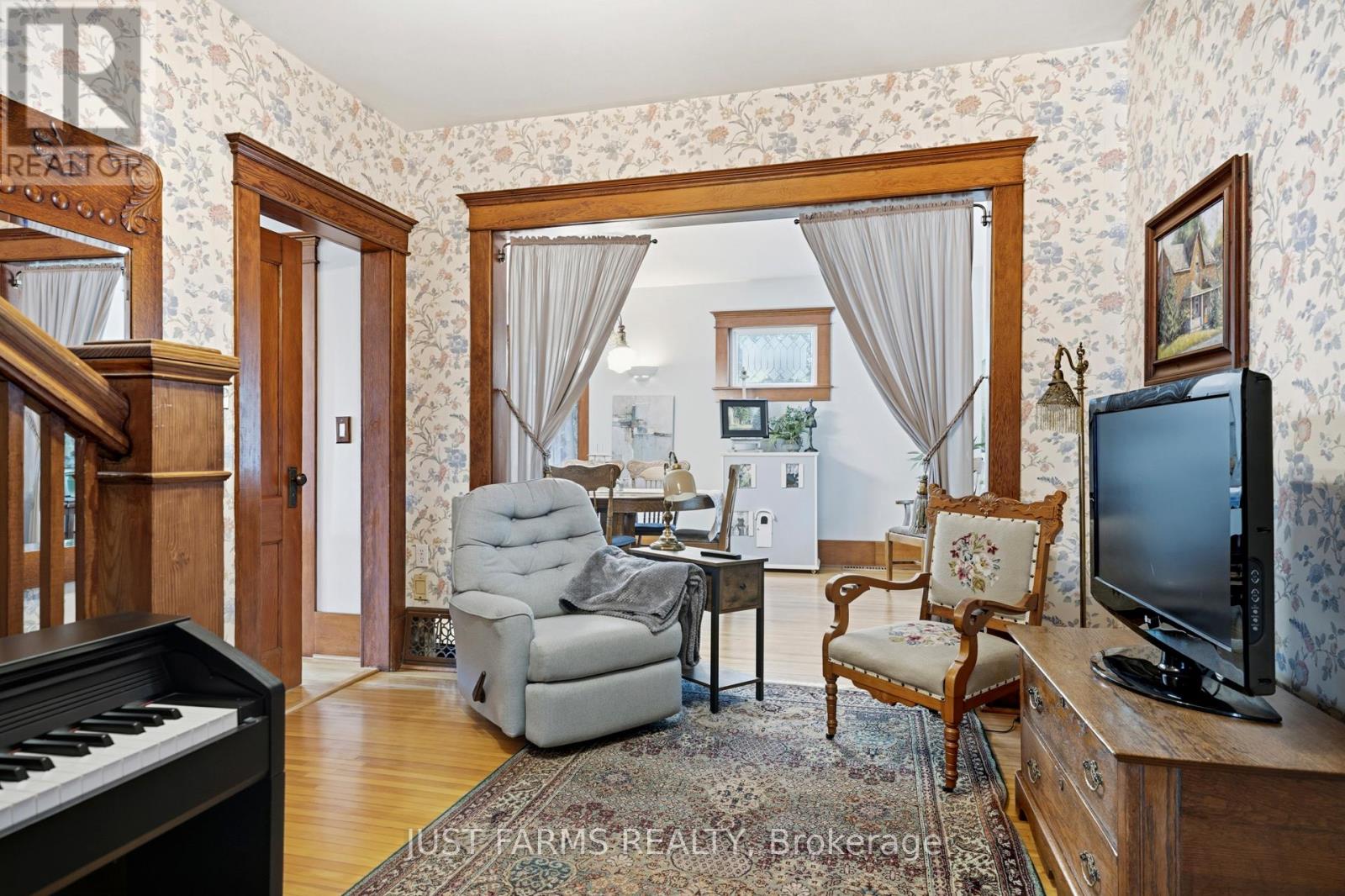 8297 ST. ANDREW'S LINE - 32