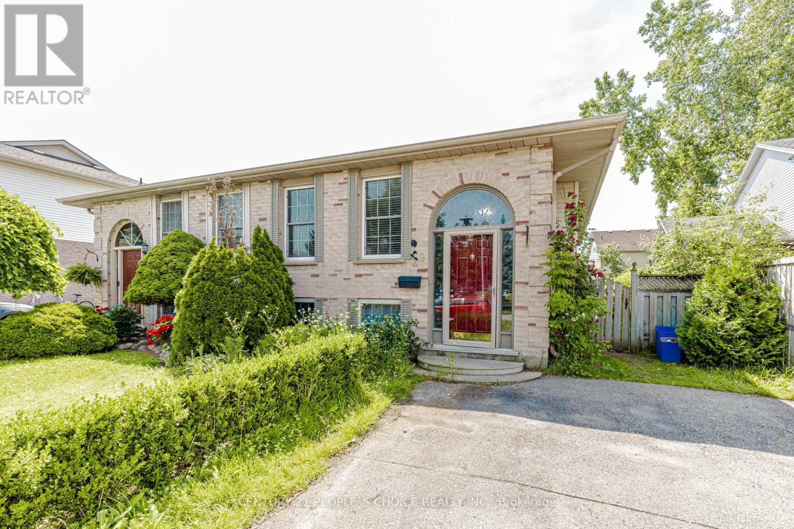 29 JULIA COURT - 4