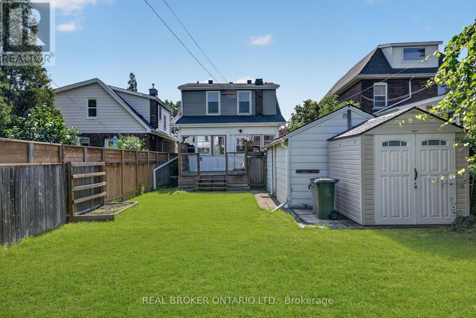 72 HOUGHTON AVENUE S - 28