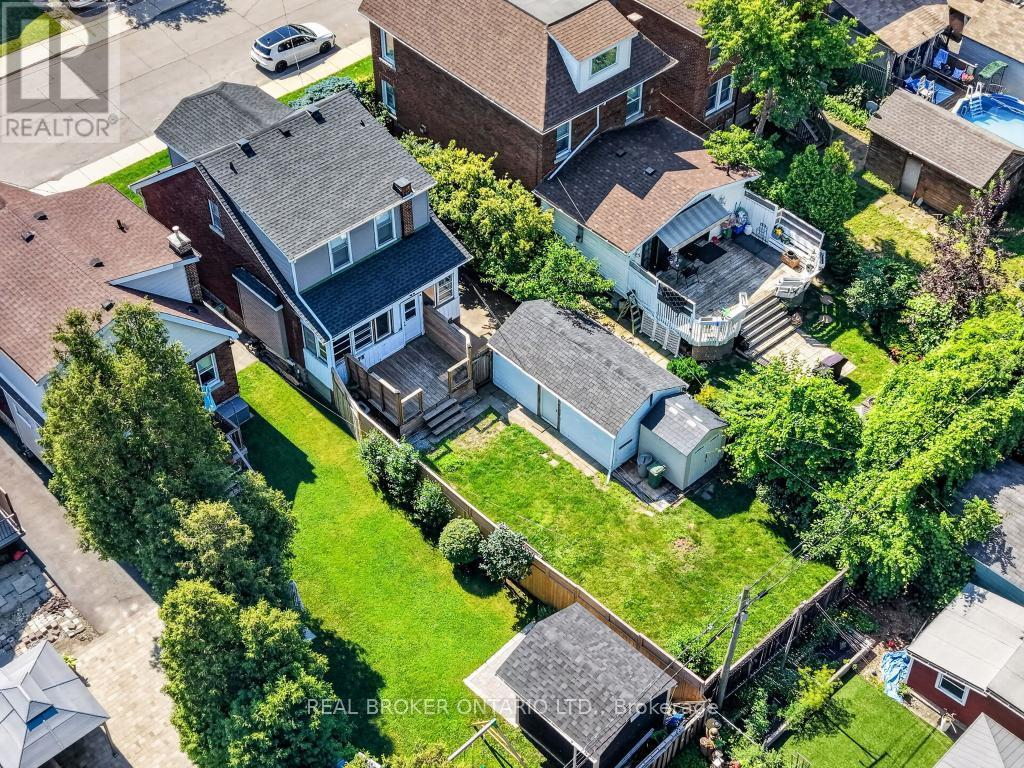 72 HOUGHTON AVENUE S - 33