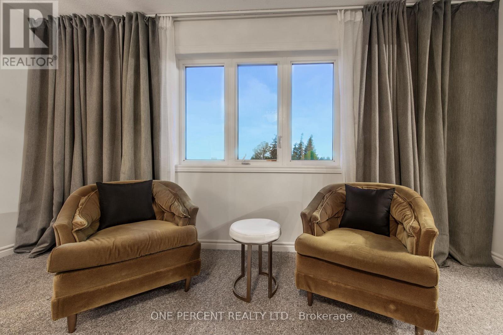 31 COURTNEY STREET - 18