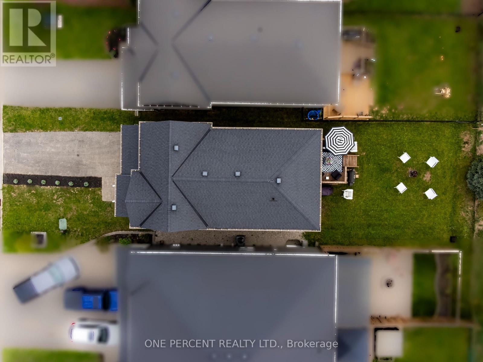 31 COURTNEY STREET - 40