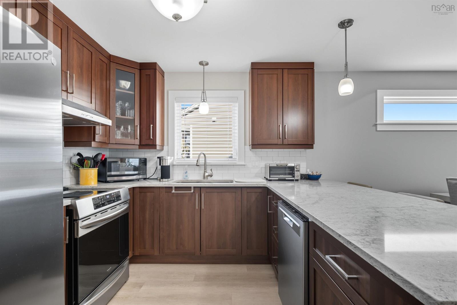 40 Community Way - 8