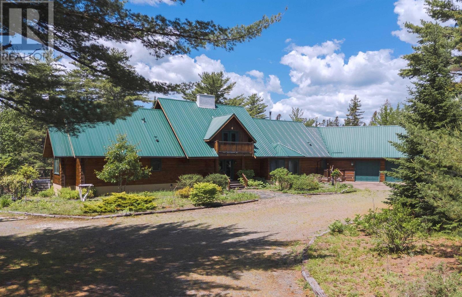 1591 Newburne Road - 1