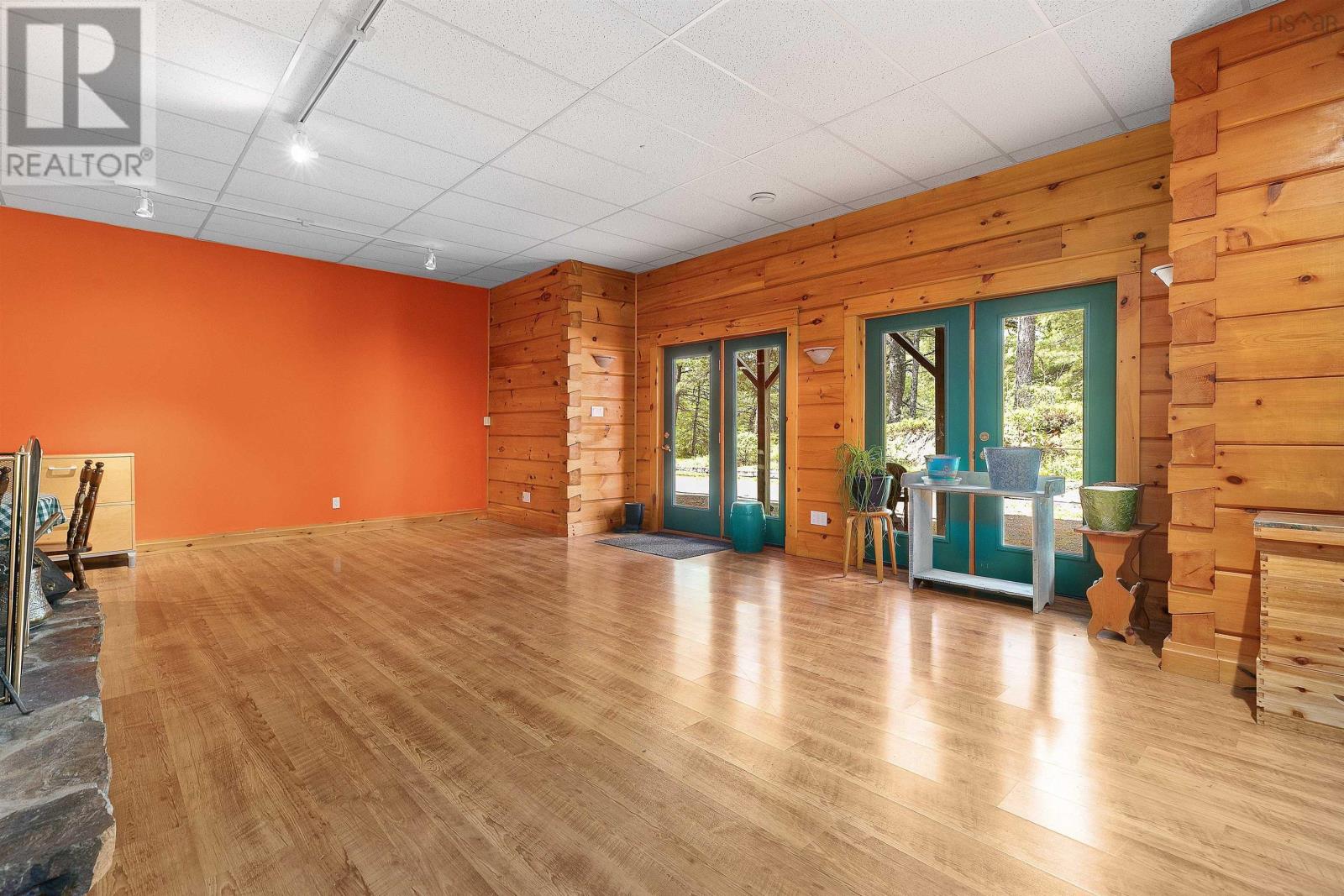 1591 Newburne Road - 29