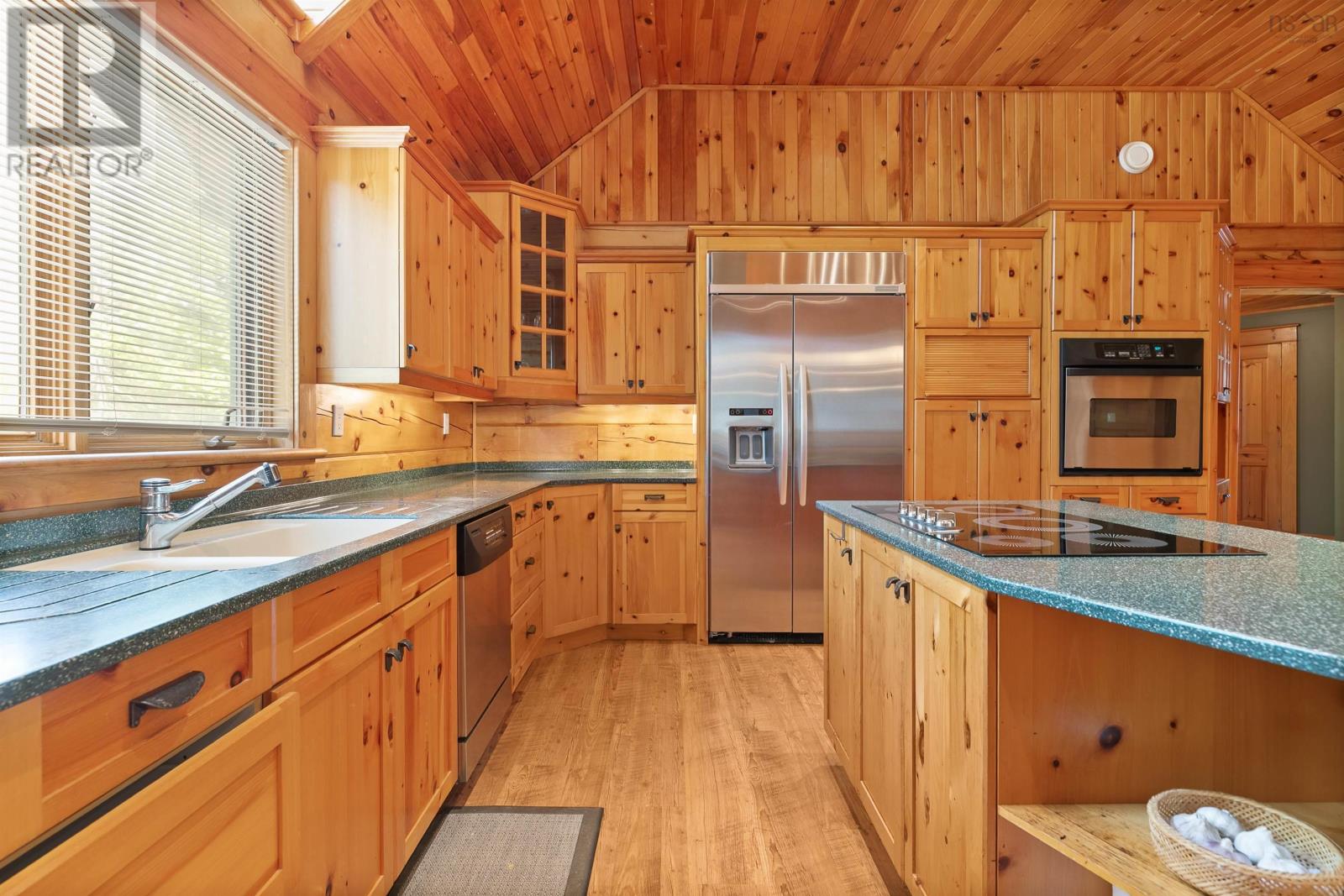 1591 Newburne Road - 19