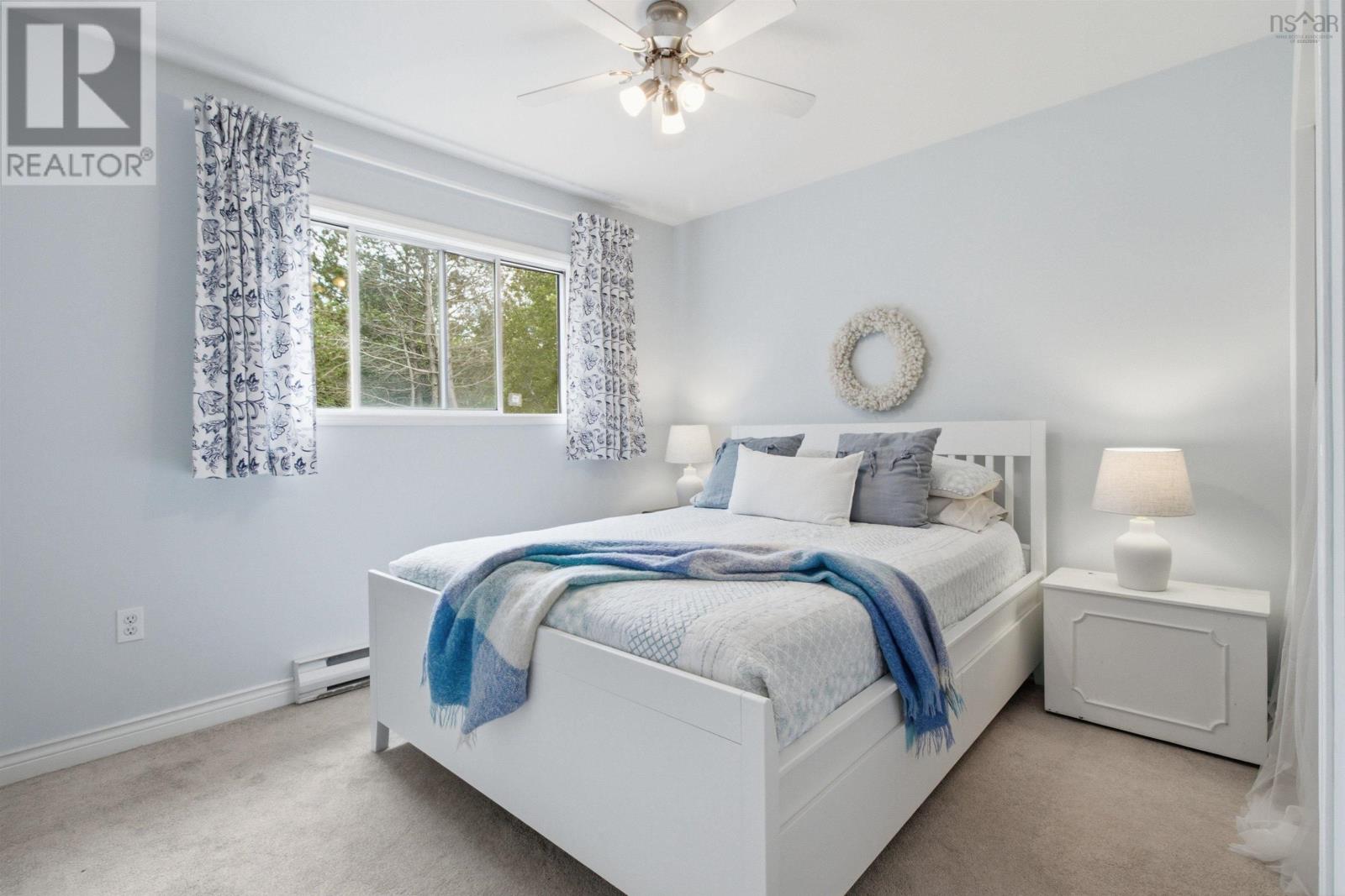 13 Douglas Drive - 24