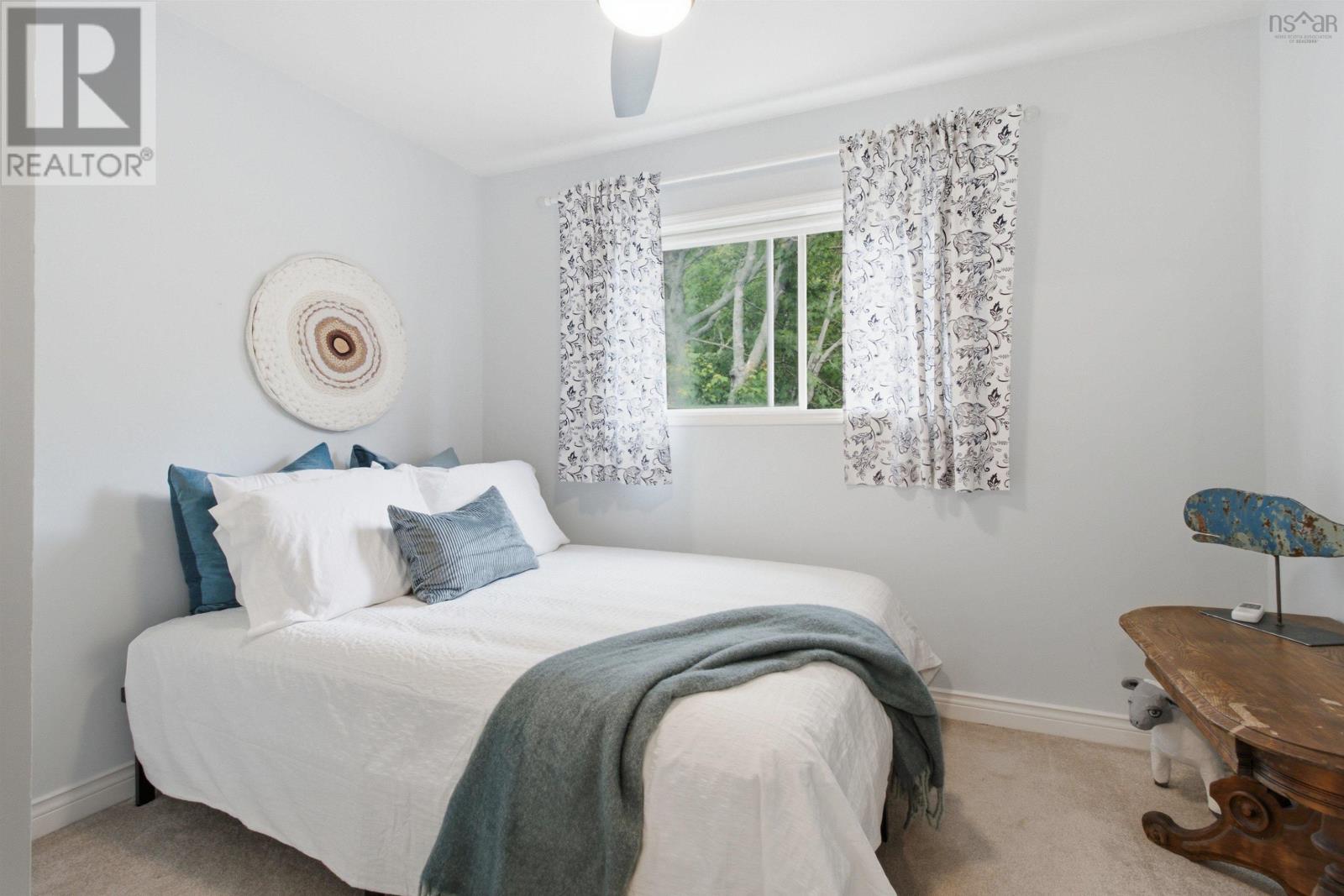 13 Douglas Drive - 26
