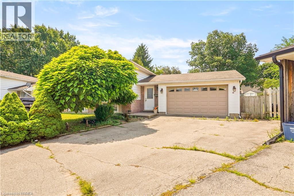 14 THISTLEDOWN Drive - Image 3