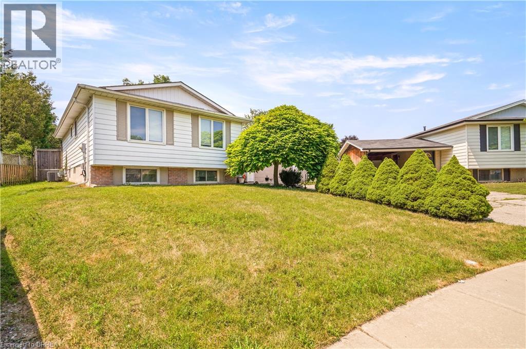 14 THISTLEDOWN Drive - Image 2