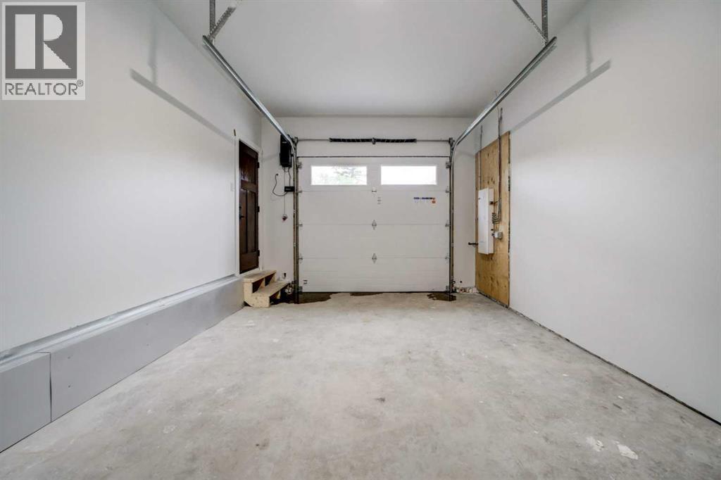 1175 James Avenue - 12