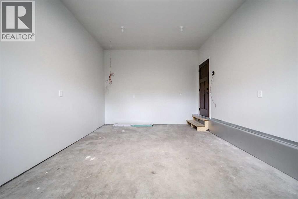 1175 James Avenue - 13
