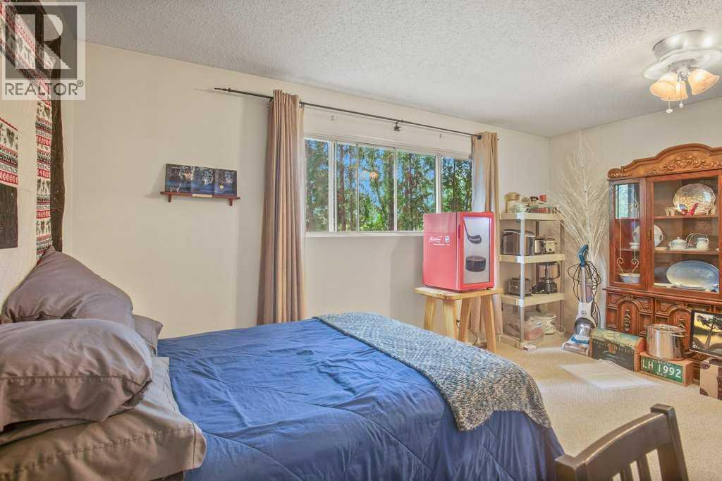 4639 48 Street - 26