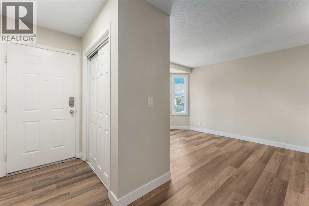 7609 36 Avenue NW - 8