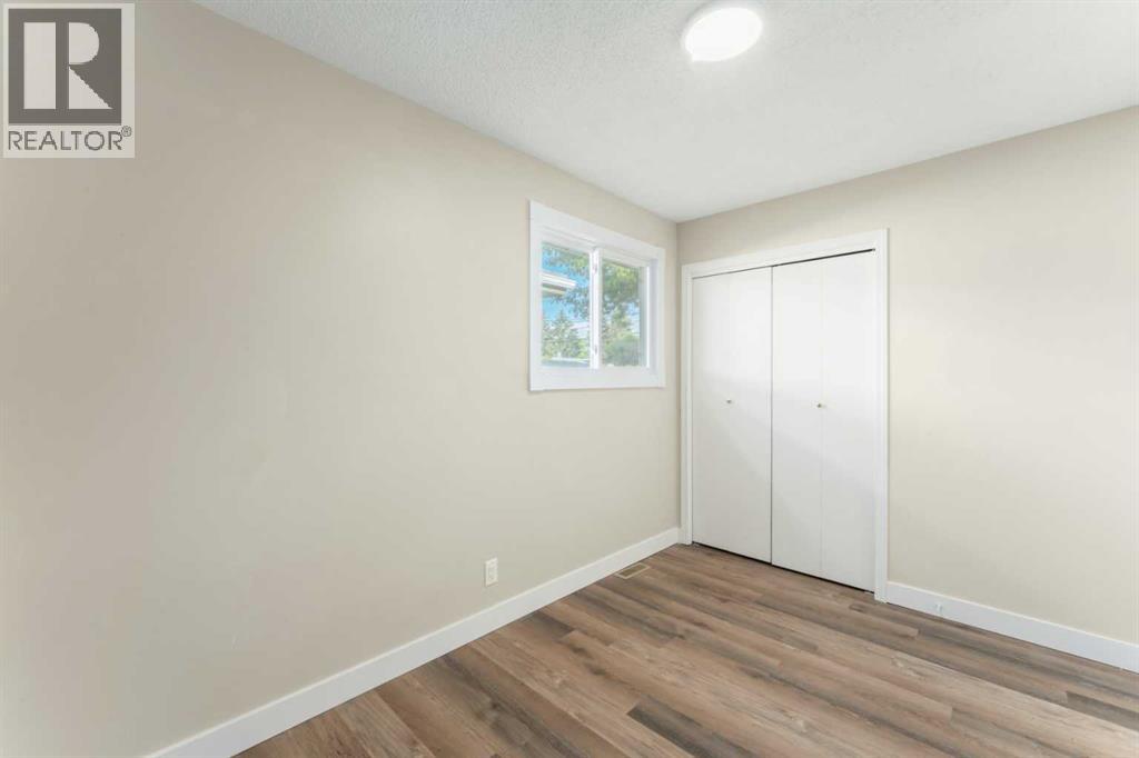 7609 36 Avenue NW - 22