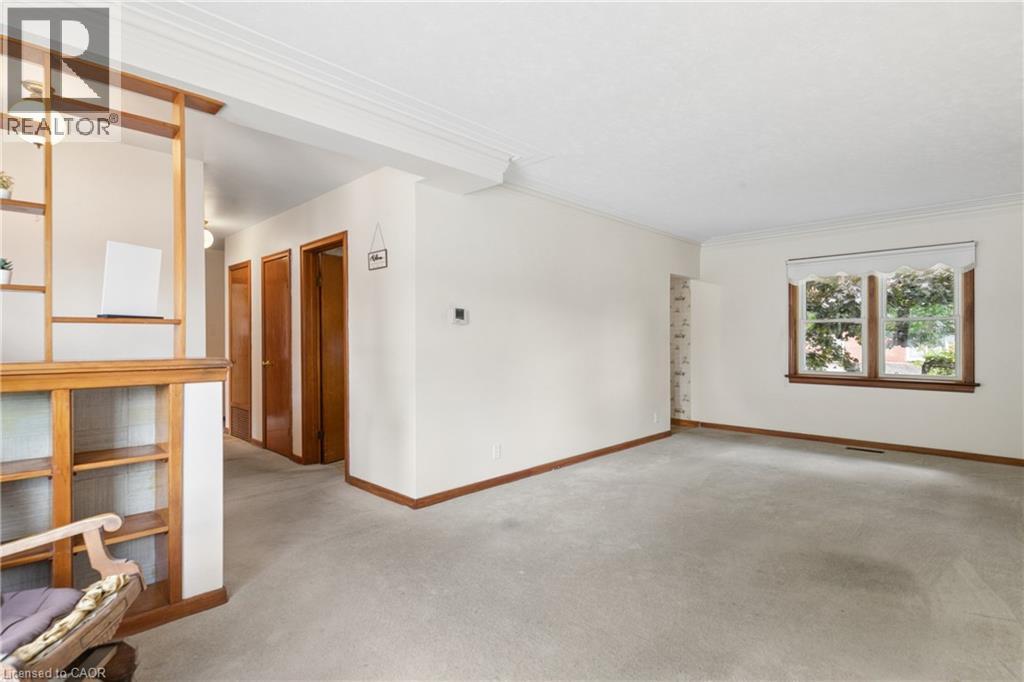 74 ROSS Avenue - 6