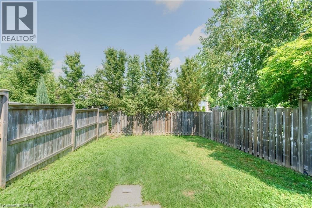 582 STONEHENGE Drive - 32