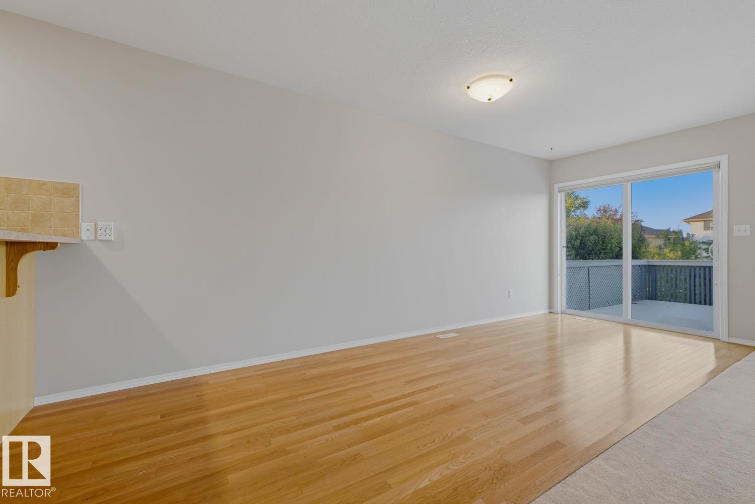 119 CHELSEA WY - 12