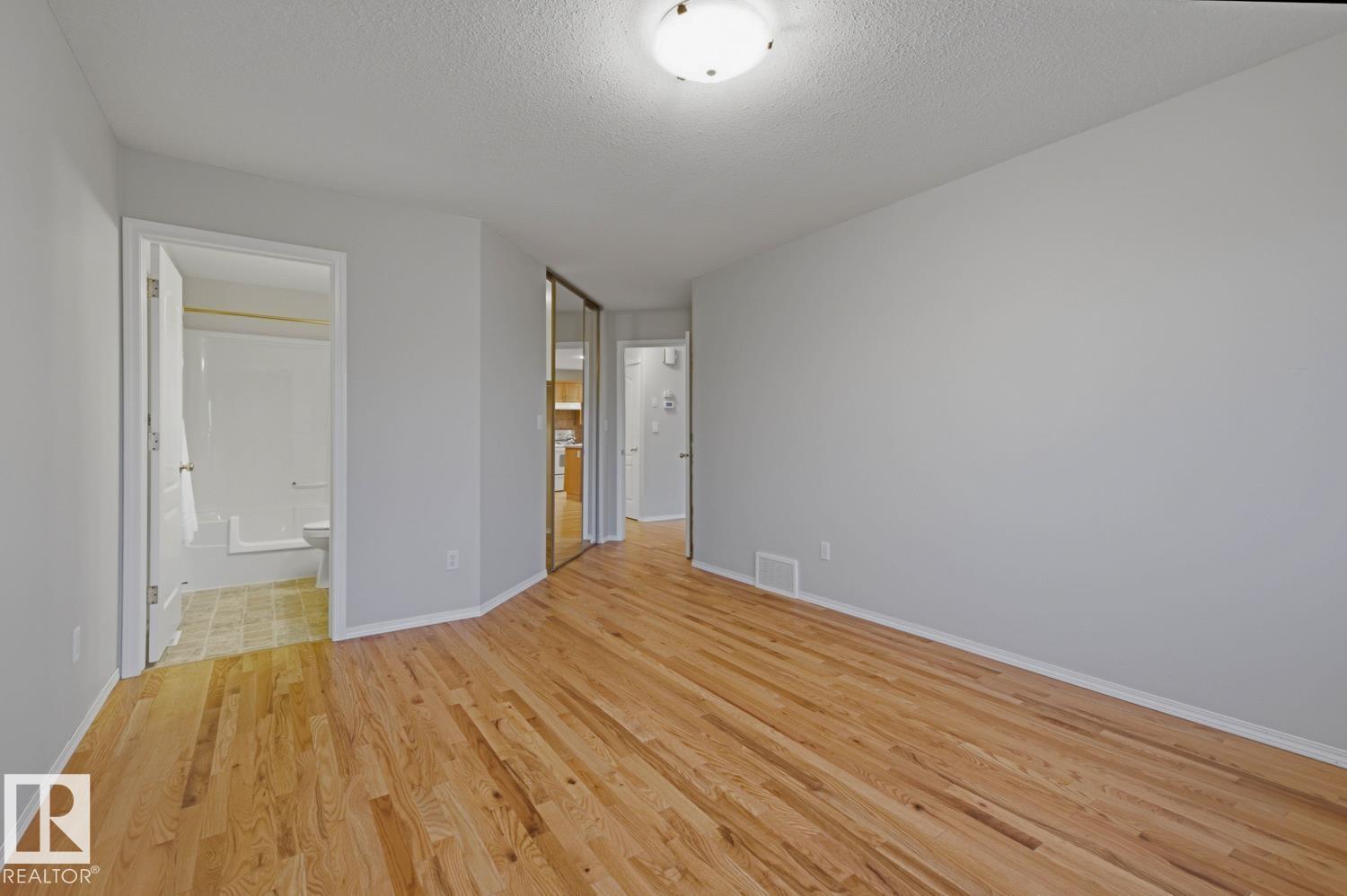 119 CHELSEA WY - 17