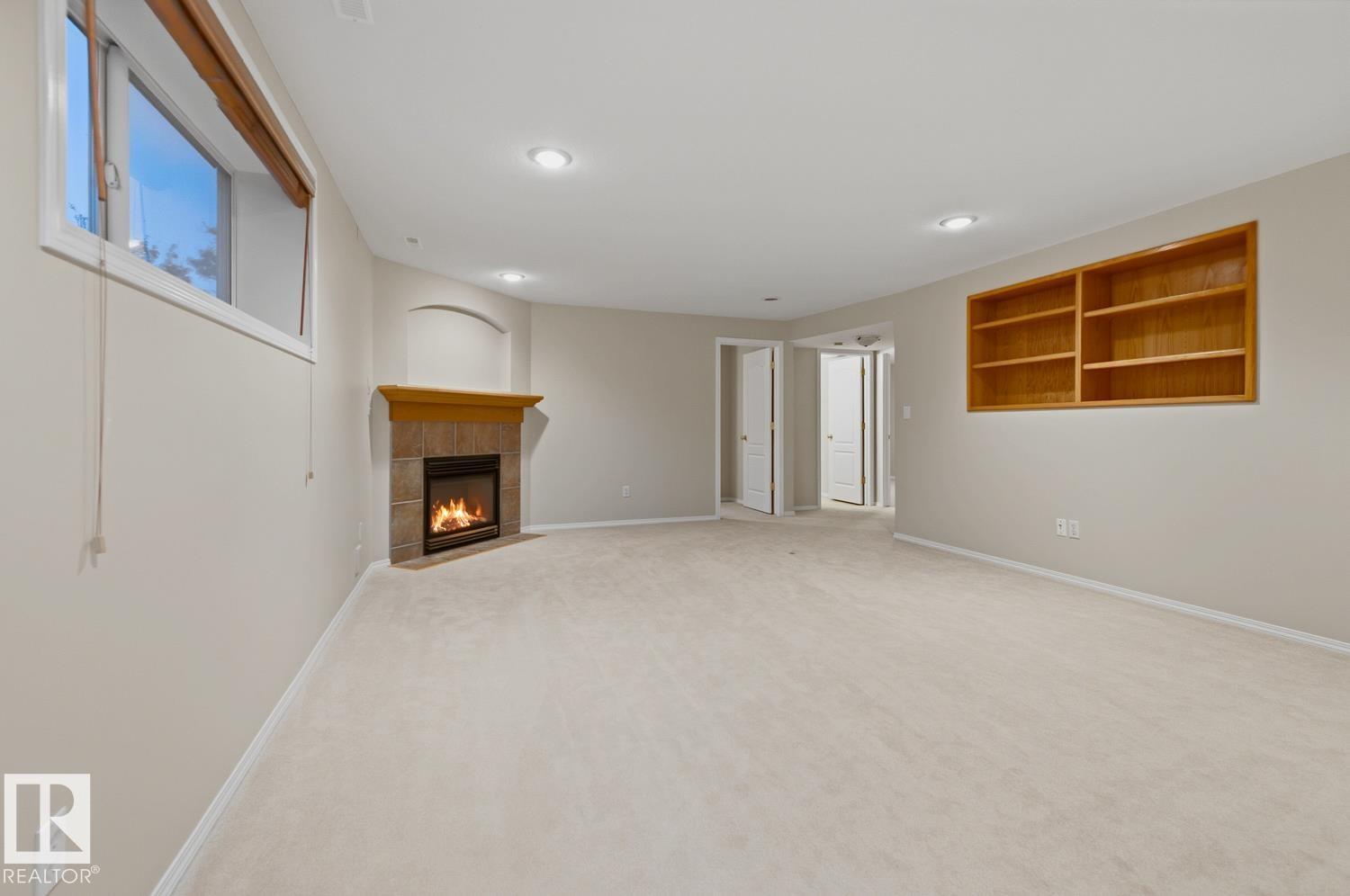 119 CHELSEA WY - 24