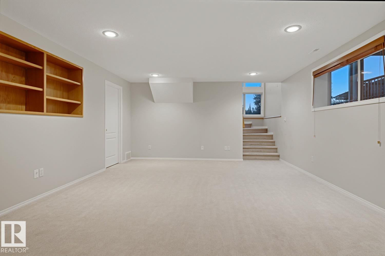 119 CHELSEA WY - 27