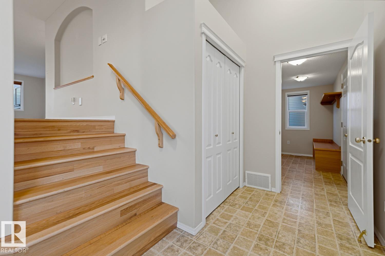 119 CHELSEA WY - 3