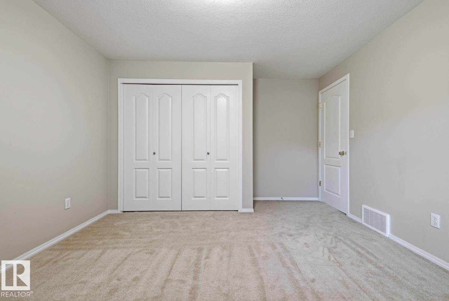 119 CHELSEA WY - 30