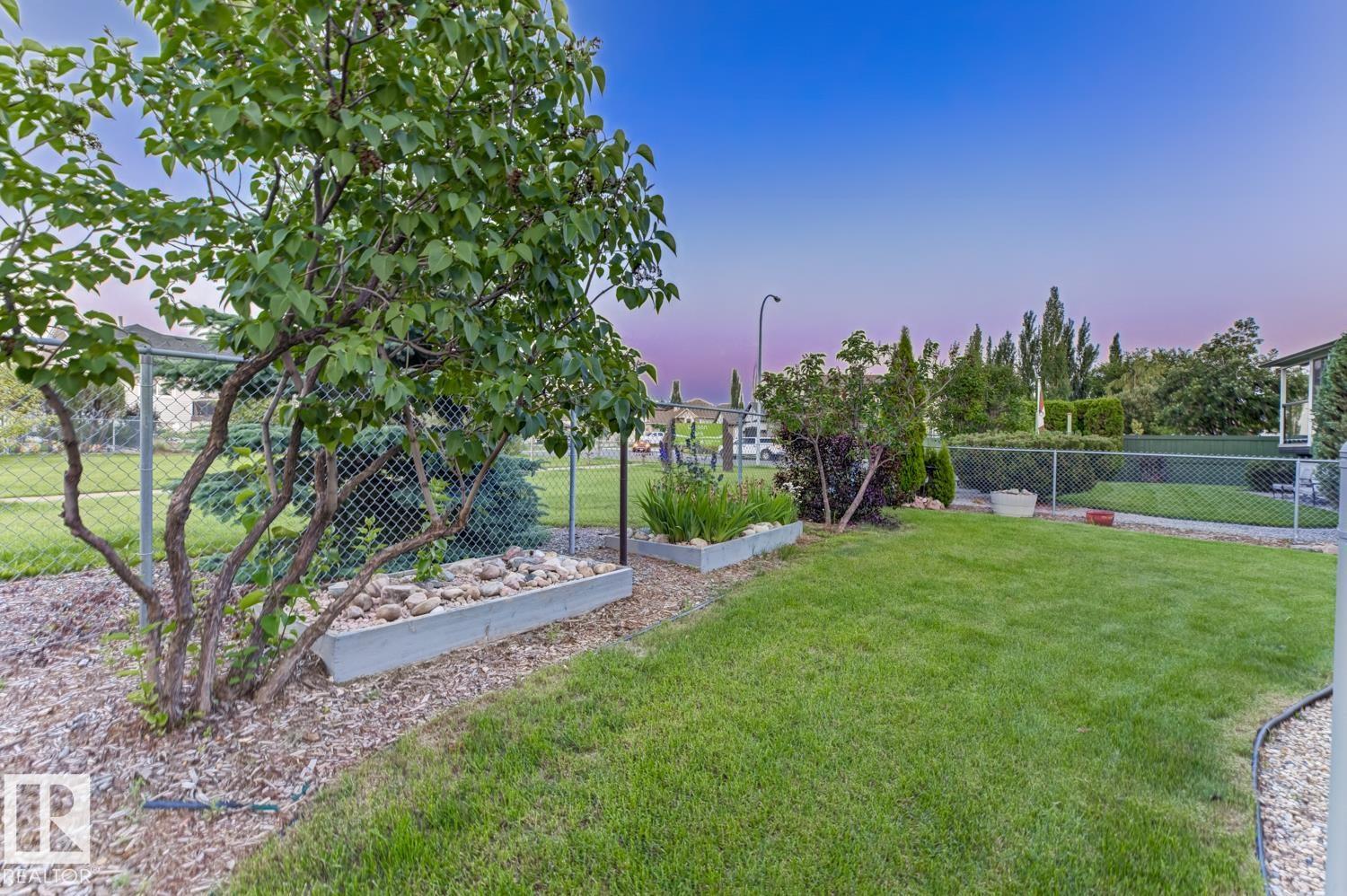 119 CHELSEA WY - 34