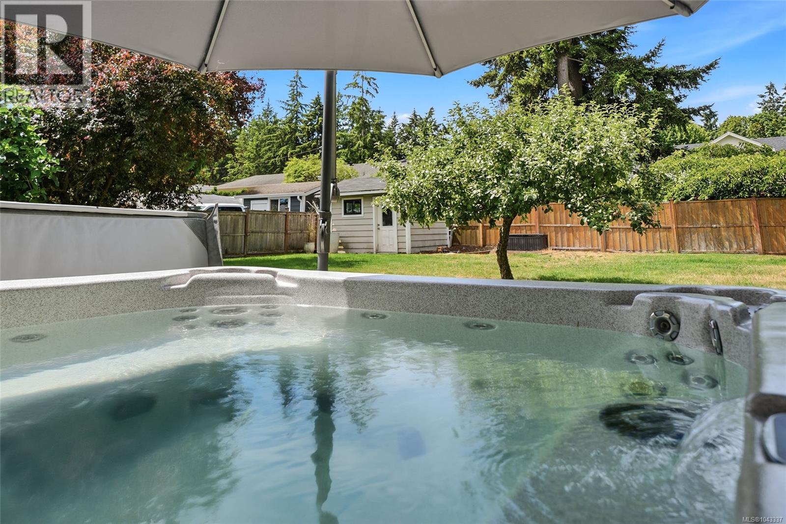 654 Hawthorne Rise - 50