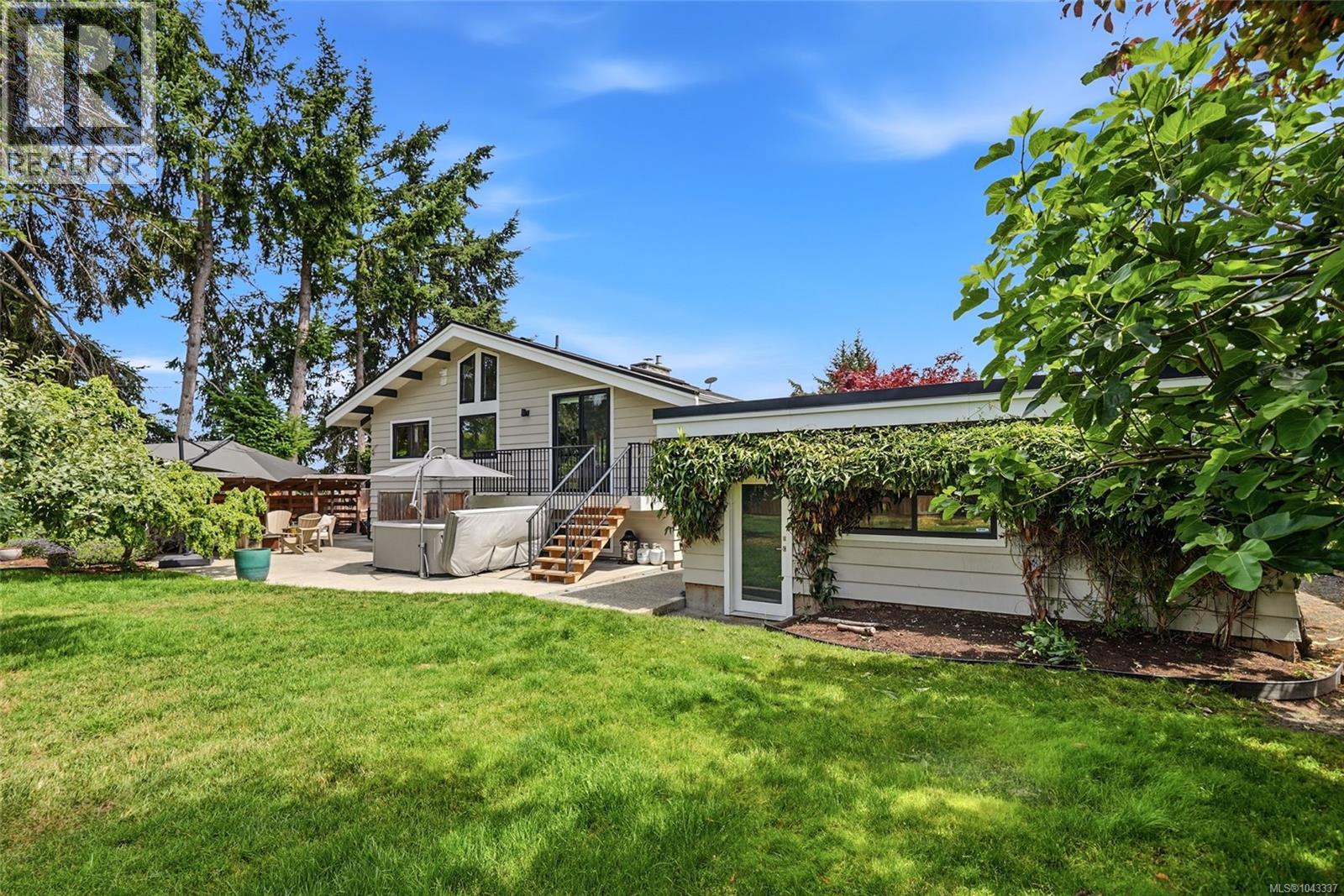 654 Hawthorne Rise - 52