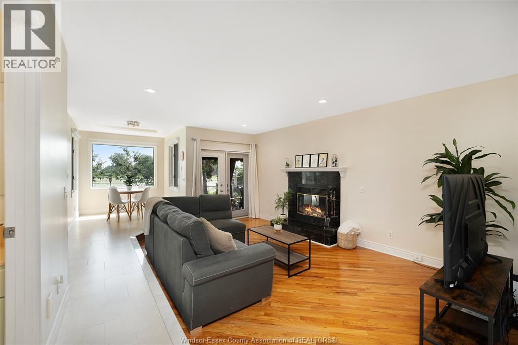 240 Gary AVENUE - 18