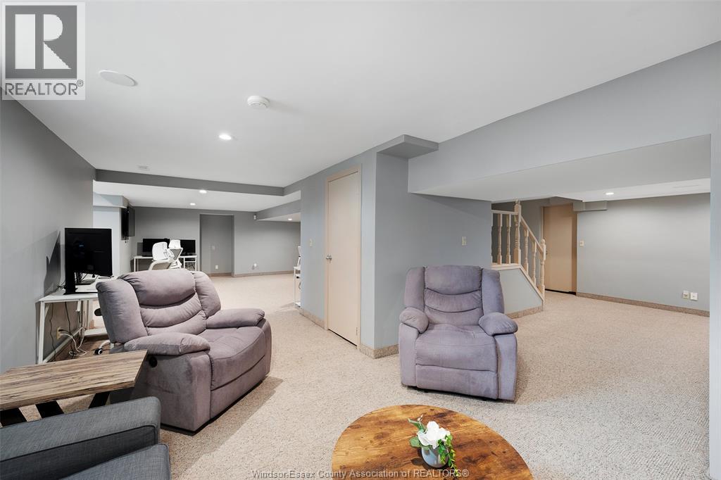 240 Gary AVENUE - 36