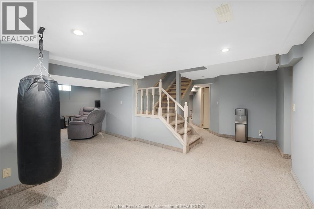 240 Gary AVENUE - 39