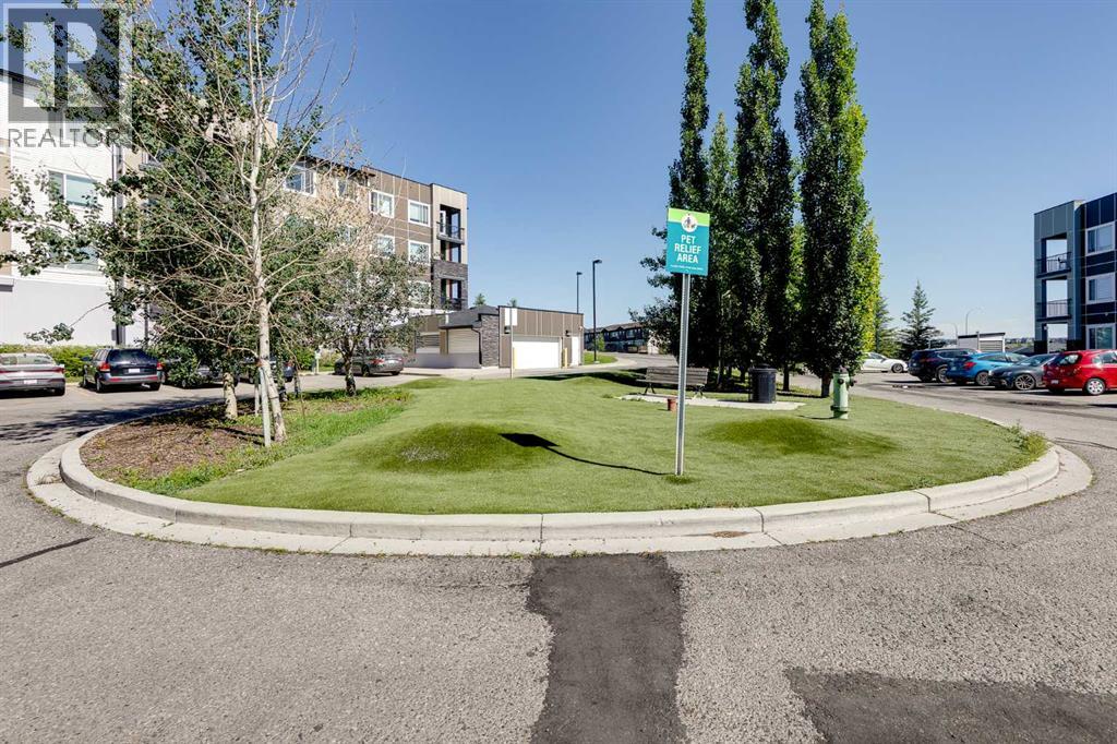 #205 4 Sage Hill Terrace NW - 25