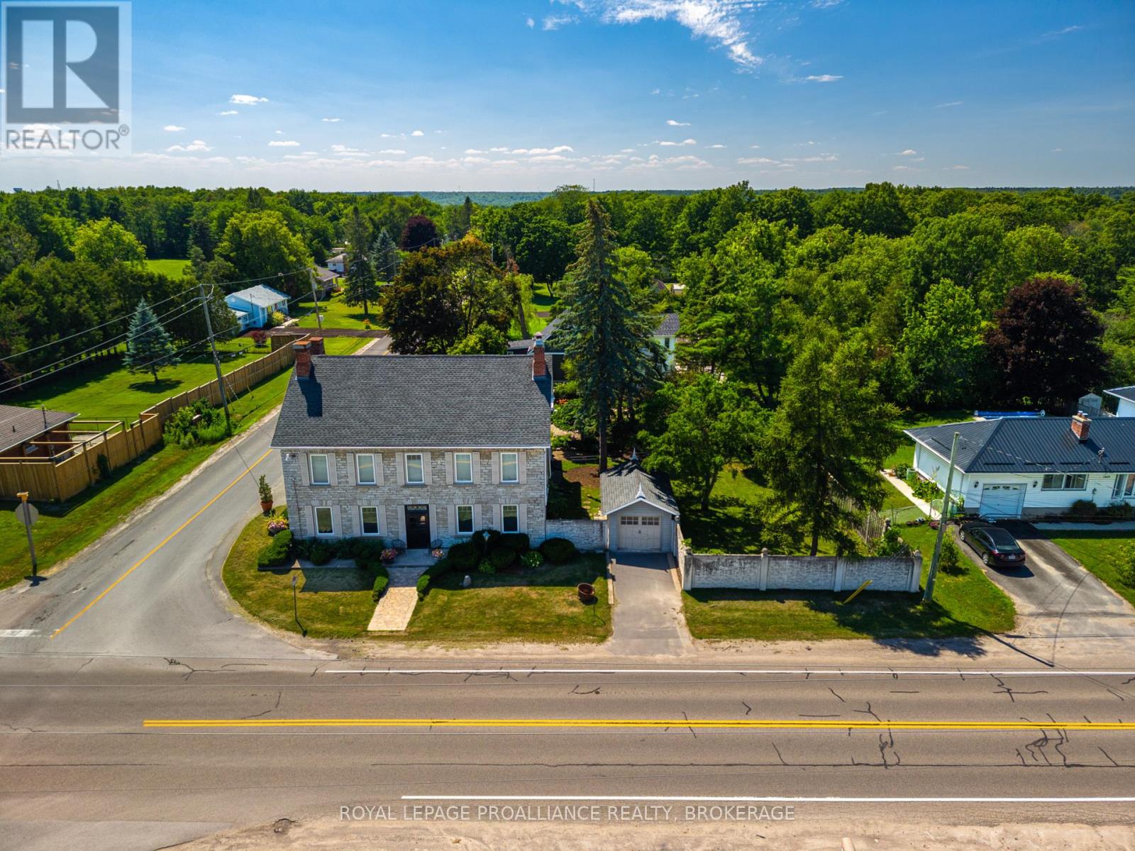 1863 SYDENHAM ROAD - 3
