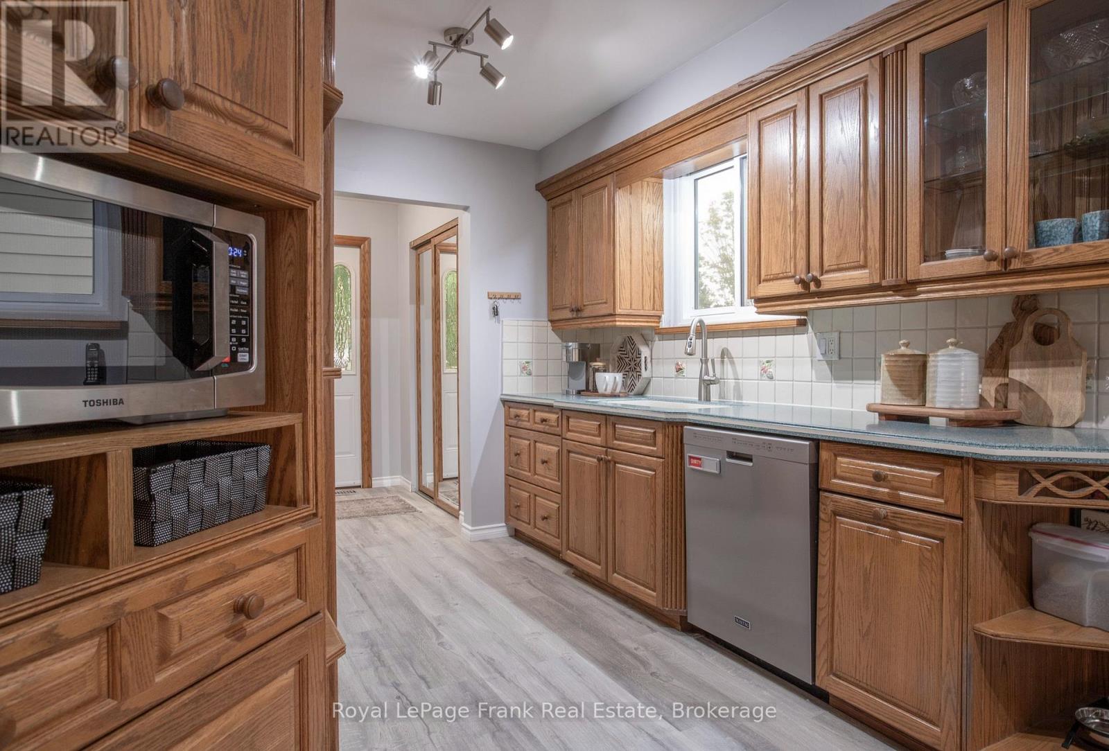 34 BAKER ROAD - 14