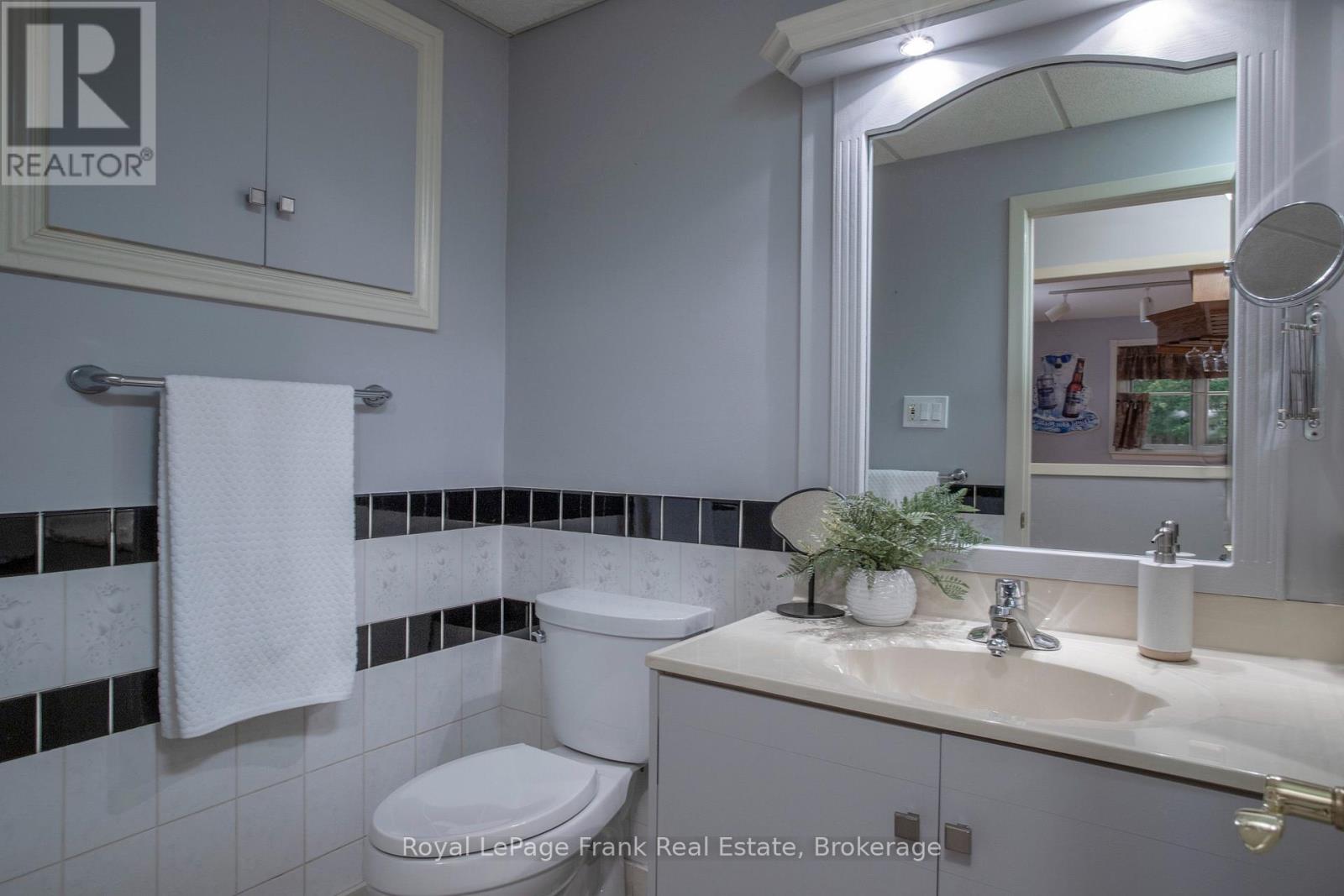 34 BAKER ROAD - 25