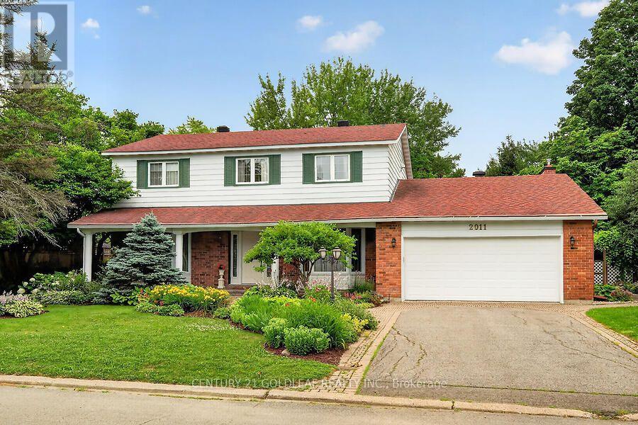 2011 HOLLYBROOK CRESCENT - 1