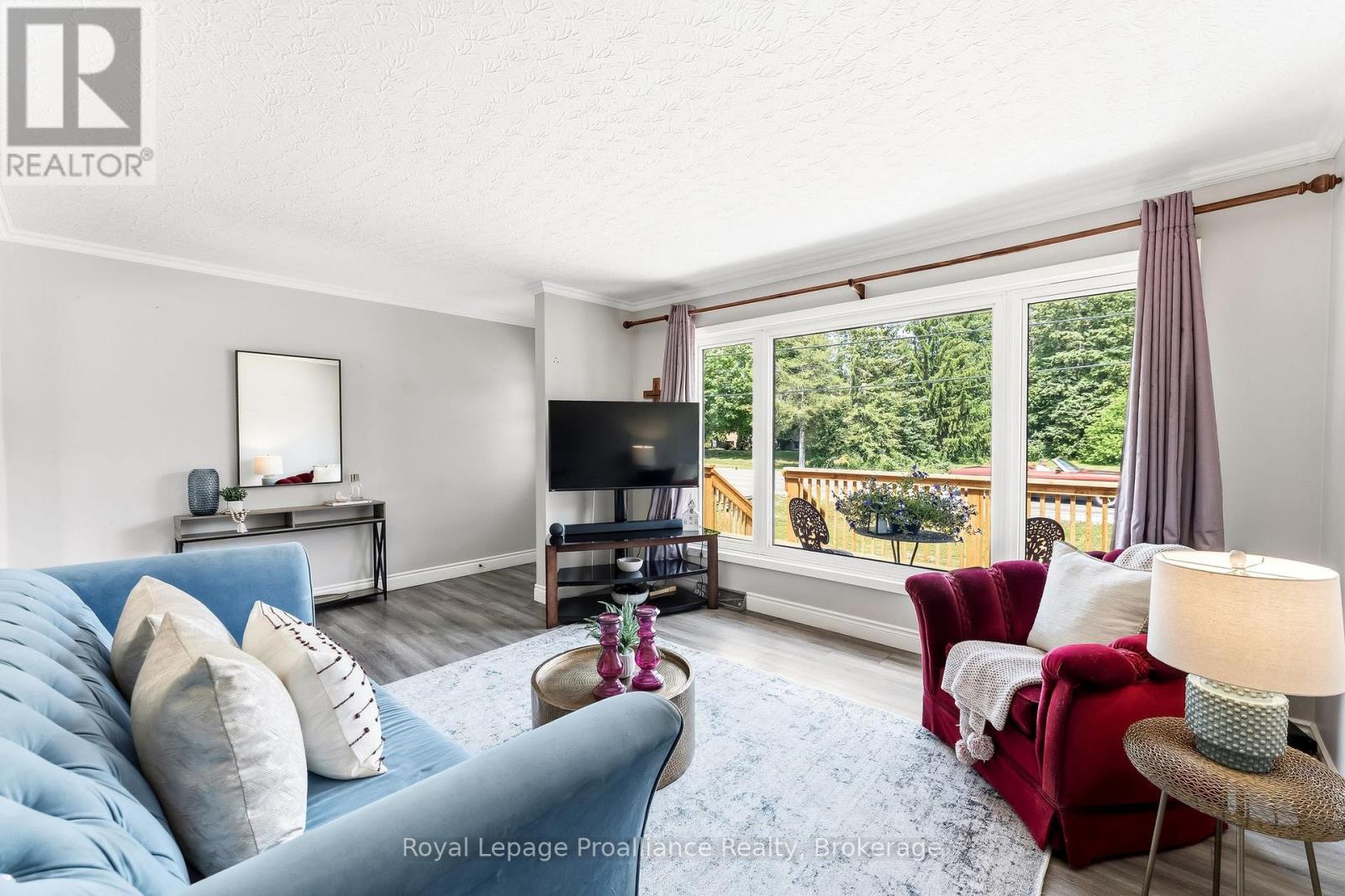 110 ONTARIO STREET - 10